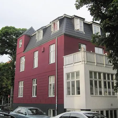 At - Pink Apartmán